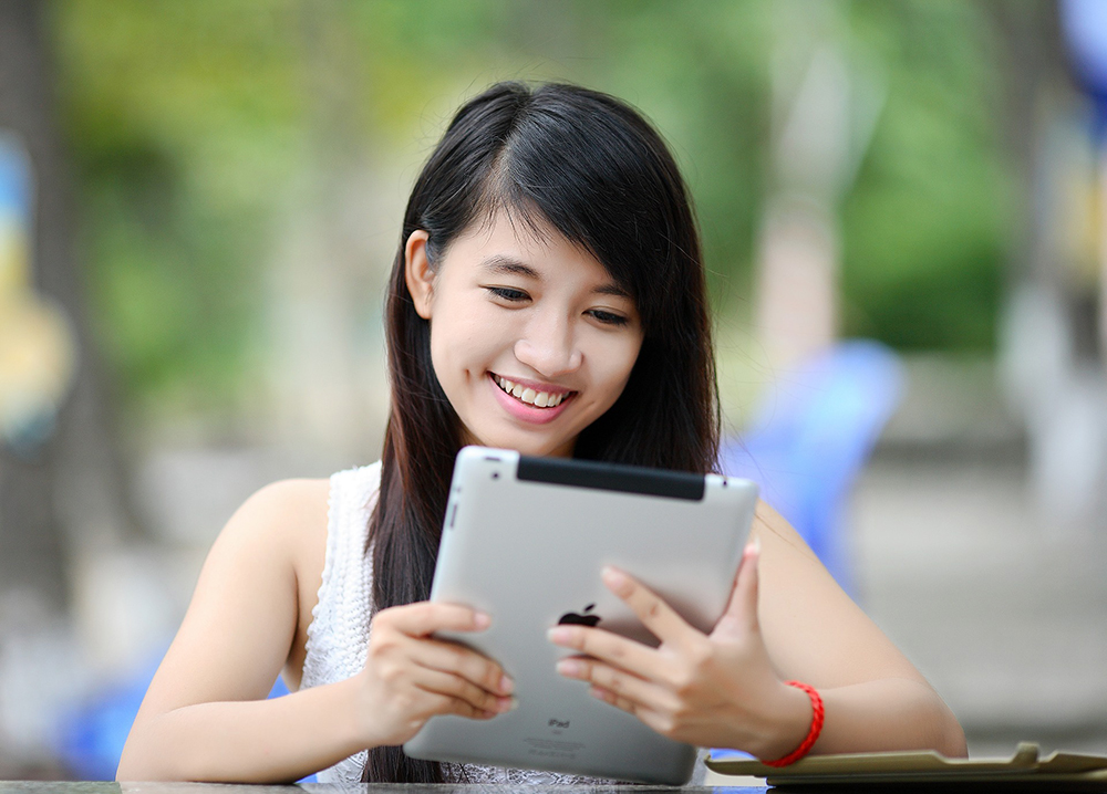 Screen Time Linked to Myopia