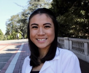 Alyssa Lau Headshot