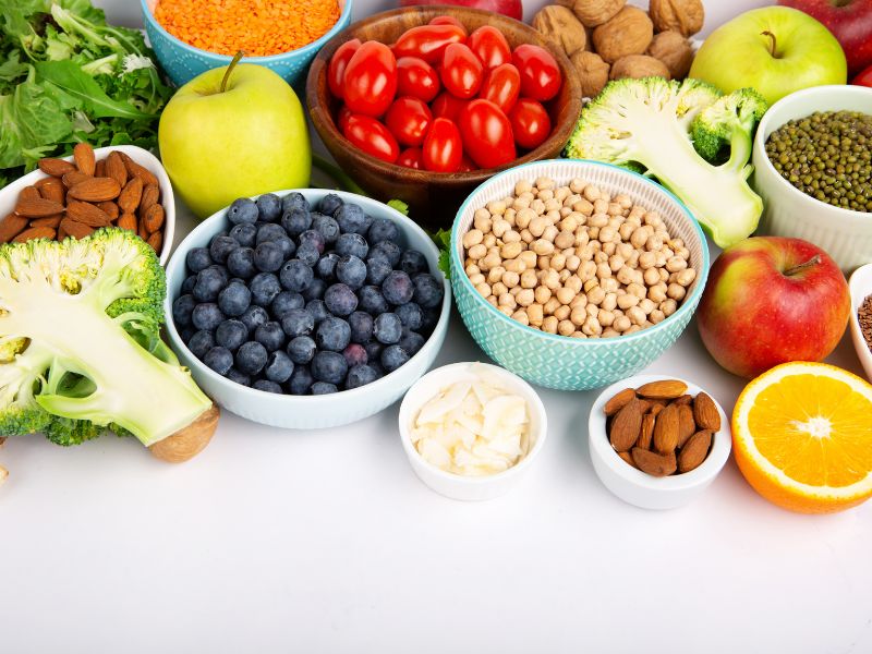 What 5 Foods Should We Eat to Maintain Good Eye Health?