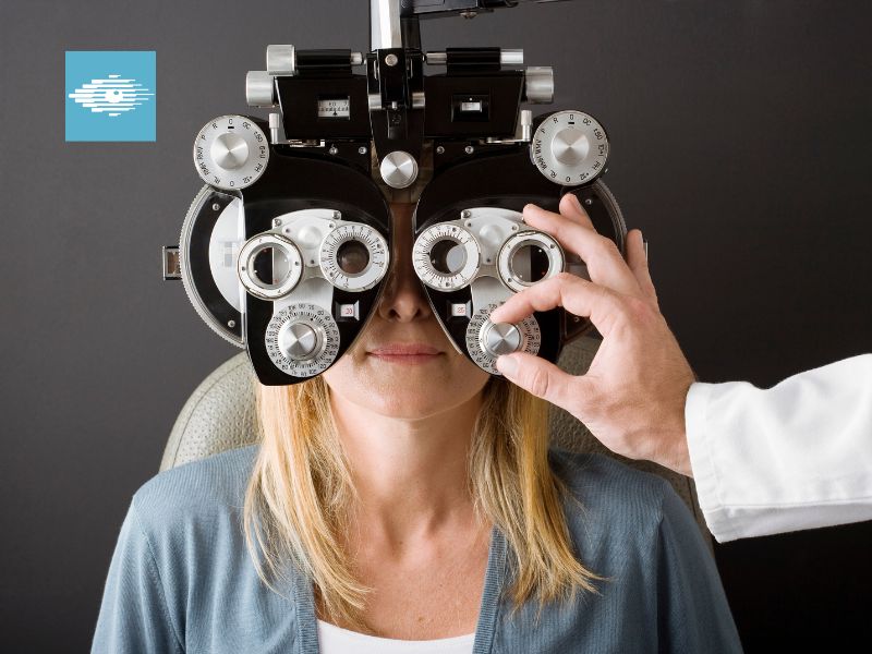 Why Choose Optometry Over Ophthalmology?